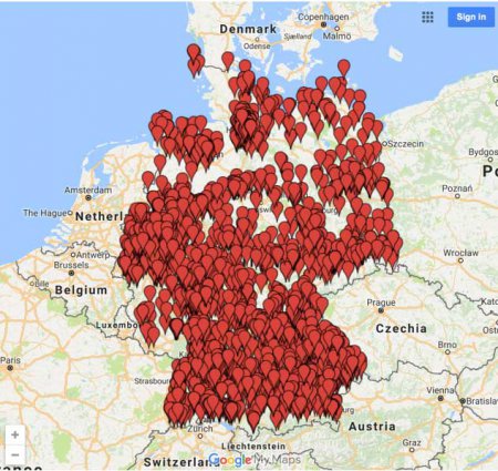 Abbildung 1: Adressen bestehender oder geplanter Asylzentren in Deutschland, entstanden im Rahmen des Projektes ‚Kein Asylantenheim in meiner Nachbarschaft’ auf Google Maps (Der Dritte Weg 2018)